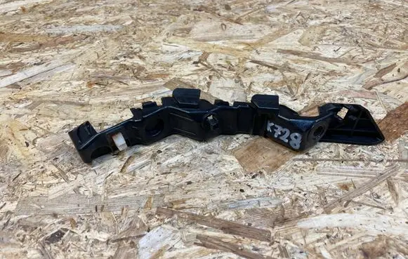 KIA Sportage Front bumper mounting bracket 865133U000