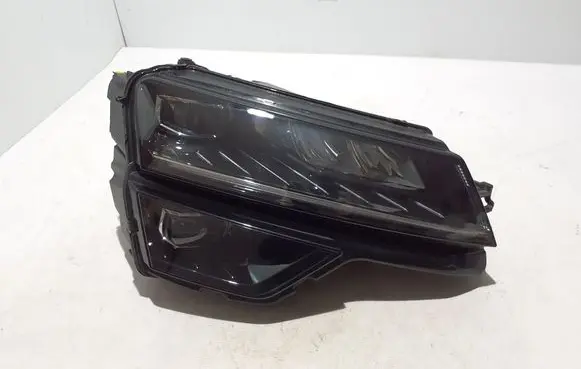 Skoda Karoq Headlight/headlamp 57B941016D