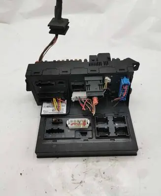 Mercedes-Benz E W211 SAM control unit 2115453901