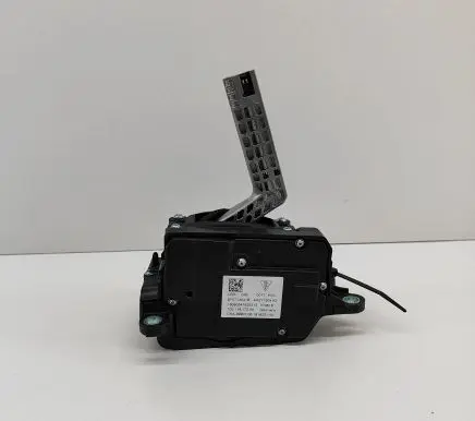 Porsche Cayenne (9Y0 9Y3) Gear shifter/selector 9Y0713041B