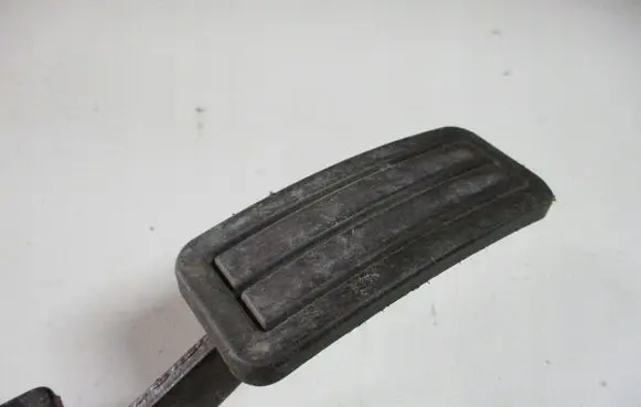 Land Rover Range Rover L460 Type LK Accelerator throttle pedal SLC000061