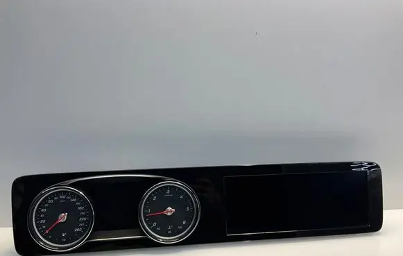 Speedometer (instrument cluster)