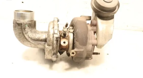 Toyota Corolla Verso E121 Turbo 17201-0R010