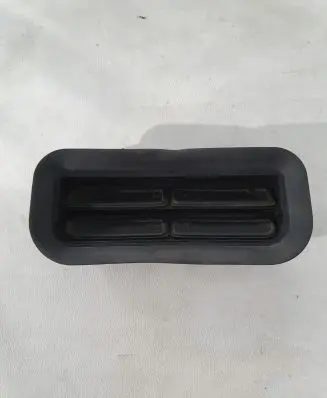 Volkswagen Phaeton Quarter panel pressure vent 3D0819465D