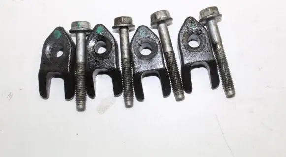 Chevrolet Orlando Fuel Injector clamp holder