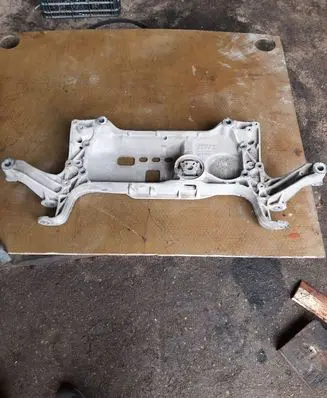 Volkswagen PASSAT B6 Front subframe 7N0199369A