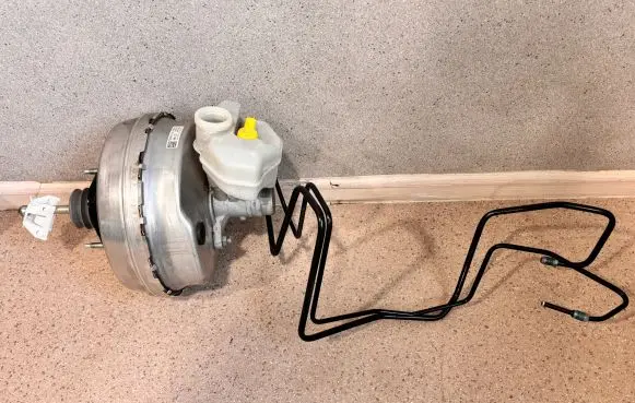 BMW X3 G01 Brake booster 6881094