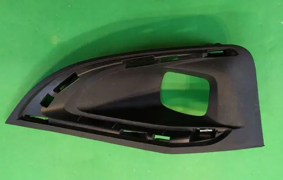 Peugeot 3008 I Front bumper lower grill 9815692677
