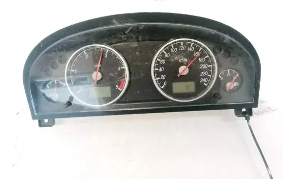 Ford Mondeo Mk III Speedometer (instrument cluster) 1S7F10849 1S7F-10849
