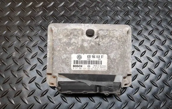 Seat Toledo II (1M) Engine control unit/module 038906018BT 0281001926