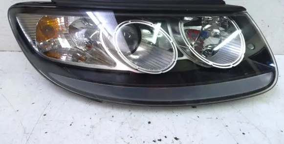 Hyundai Santa Fe Headlight/headlamp 921012BXXX