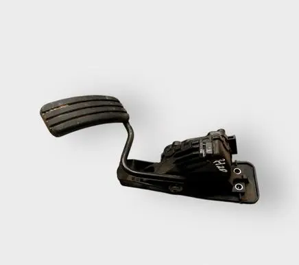 Renault Espace IV Accelerator throttle pedal 6PV00811918 8200700390