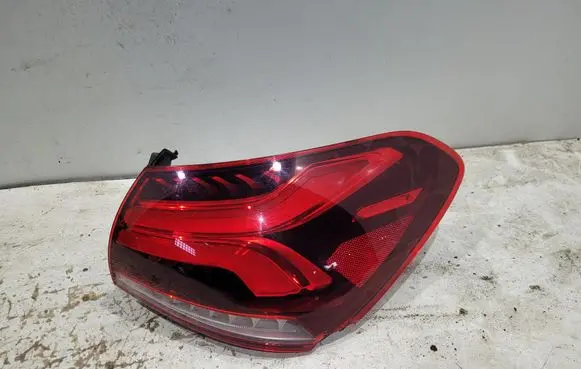 Rear/tail lights
