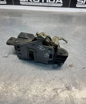 Front door lock