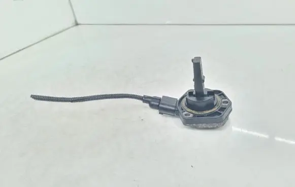 Volkswagen PASSAT B6 Oil level sensor 1J0907660C