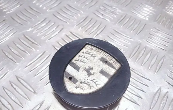 Porsche Cayenne (9PA) Original wheel cap PR001