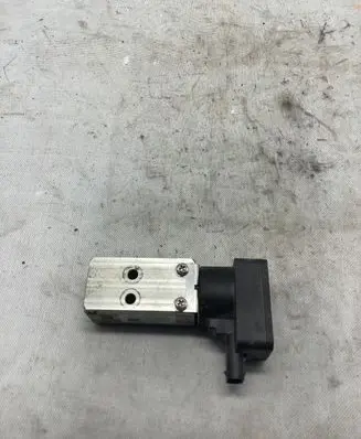 KIA Niro Air conditioning (A/C) expansion valve T416231830