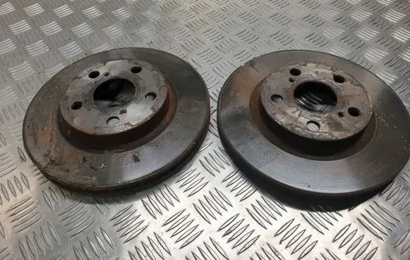Toyota Prius (XW30) Front brake disc