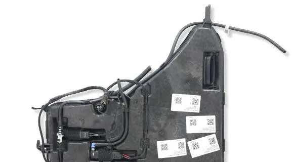 BMW 5 G60 G61 Windshield washer fluid reservoir/tank 7011097MWGK 7011097