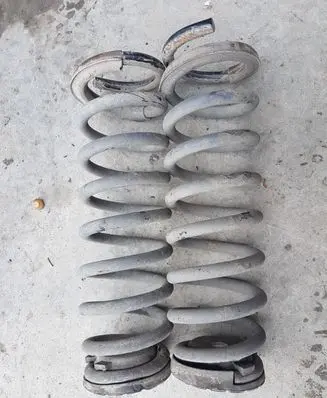 Hyundai i40 Rear coil spring