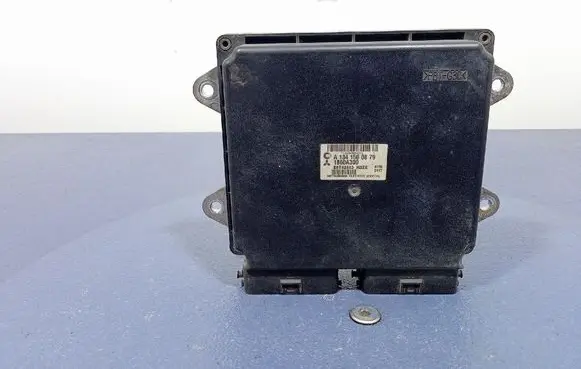 Mitsubishi Colt Engine control unit/module ECU 1860A300