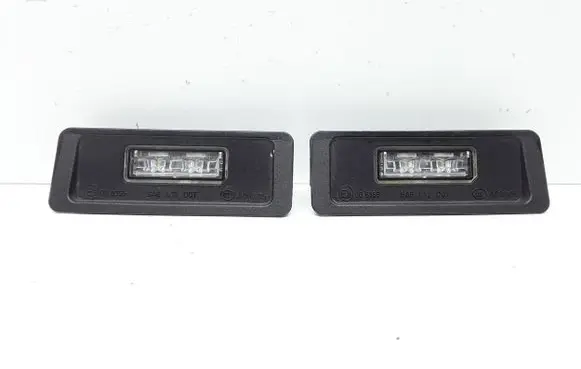 Volvo V40 Number plate light 31352526