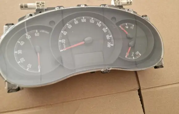 Renault Master III Speedometer (instrument cluster) 281180123