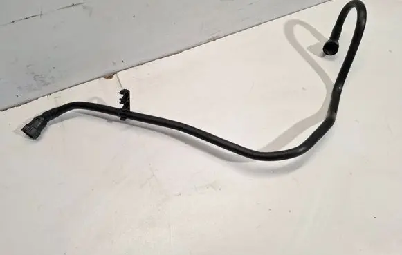 Volvo V60 Engine coolant pipe/hose 31293992