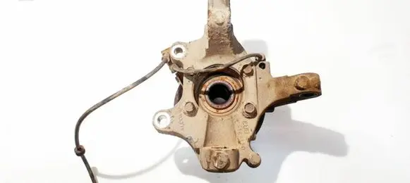 Chrysler Pacifica Front wheel hub 04743146ab