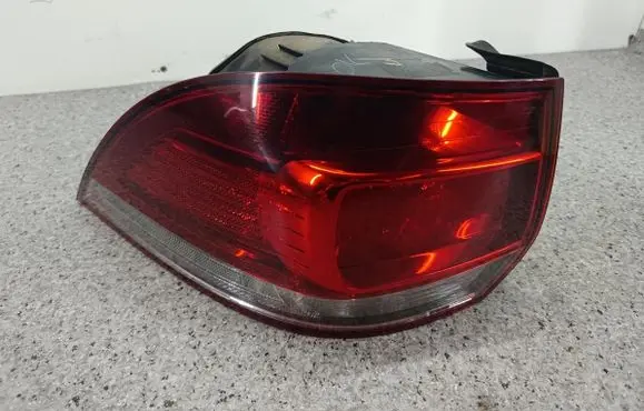 Volkswagen Golf VI Rear/tail lights