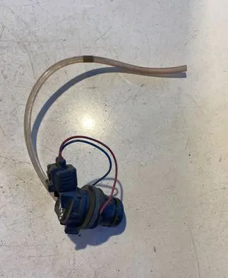 Toyota RAV 4 (XA30) Windscreen/windshield washer pump 0602104501