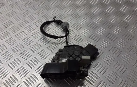 Ford Focus Rear door lock 4M5A-A26412-BE