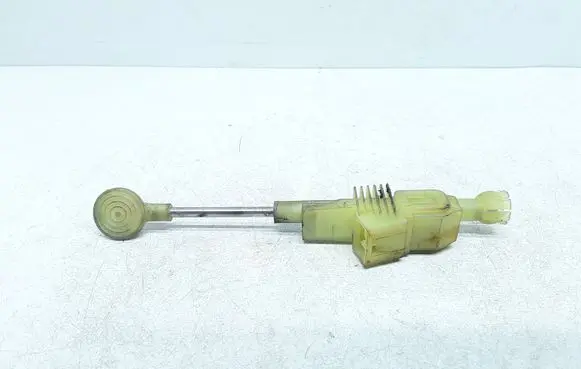 Volvo XC90 Clutch pedal sensor 9472979