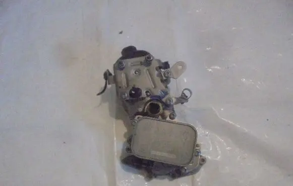 Citroen Berlingo Oil filter mounting bracket 9801622280