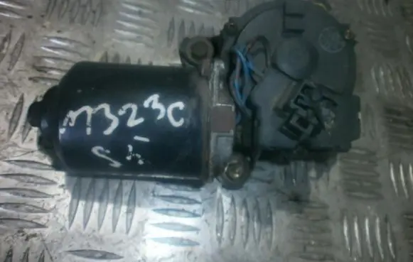 Mazda 323 Wiper motor 8492000242