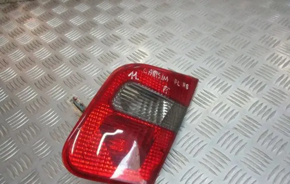 Mitsubishi Carisma Rear/tail lights