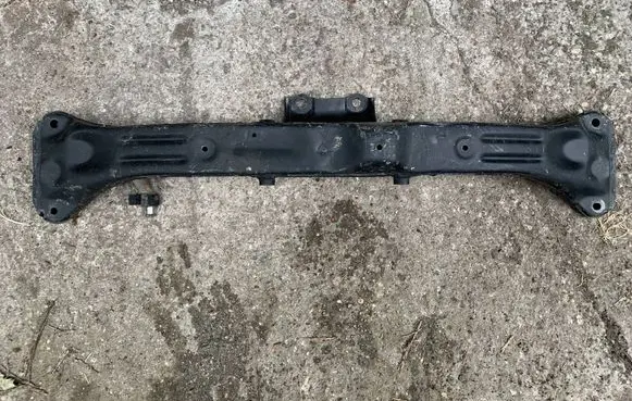 Toyota Corolla E100 Rear beam