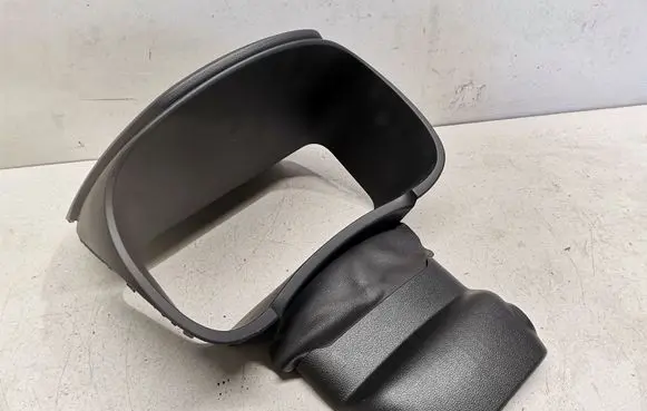 Hyundai Kona I Dashboard trim 84830J9RA0