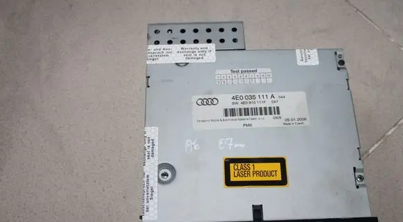 Audi A6 S6 C6 4F CD/DVD changer 4E0035111A D3IDCMOST