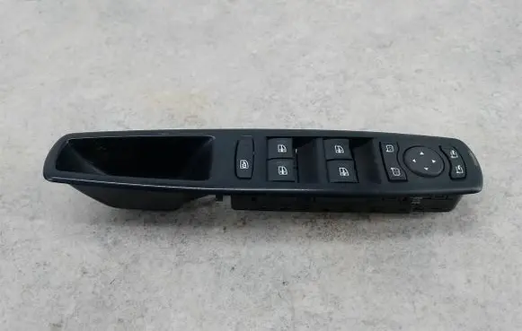 Renault Scenic III - Grand scenic III Quarter vent window switch 809610017R