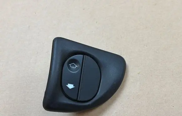 Ford Connect Electric window control switch 2T1414A432A