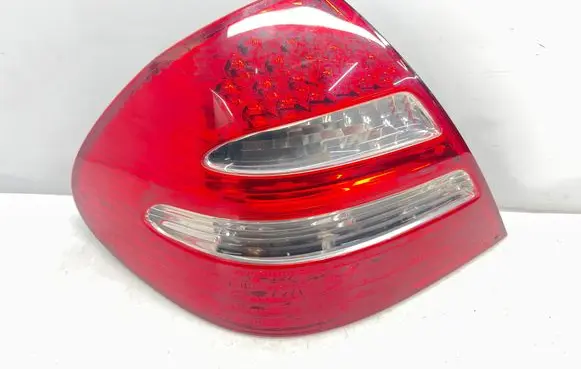 Mercedes-Benz E W211 Rear/tail lights A2118200564