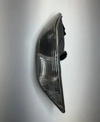 Ford Mustang VI Front indicator light FR3B13200A