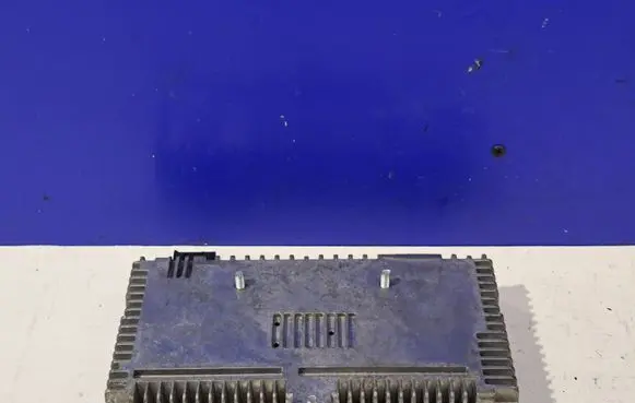Mercedes-Benz C W204 HiFi Audio sound control unit A1669003602 A1668202089