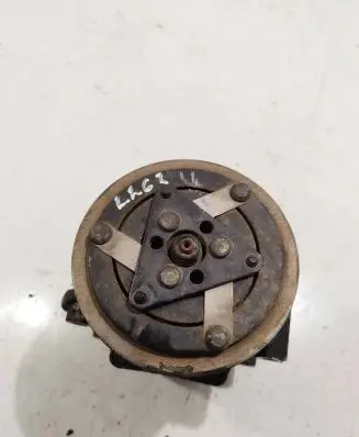 Volvo V50 Air conditioning (A/C) compressor (pump) 31291882 sd7v16