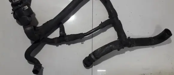Volvo XC90 Engine coolant pipe/hose 30773381
