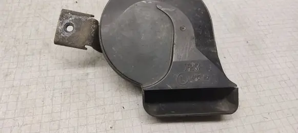 Volvo V70 Horn signal 49042