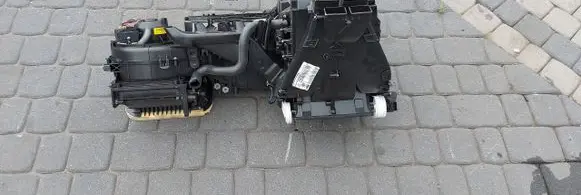 Volkswagen Touran II Interior heater climate box assembly 
