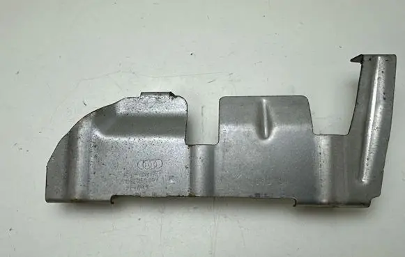 Audi A7 S7 4G Other engine bay part 06E253009