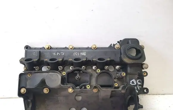 BMW 5 E39 Rocker cam cover 0928400513